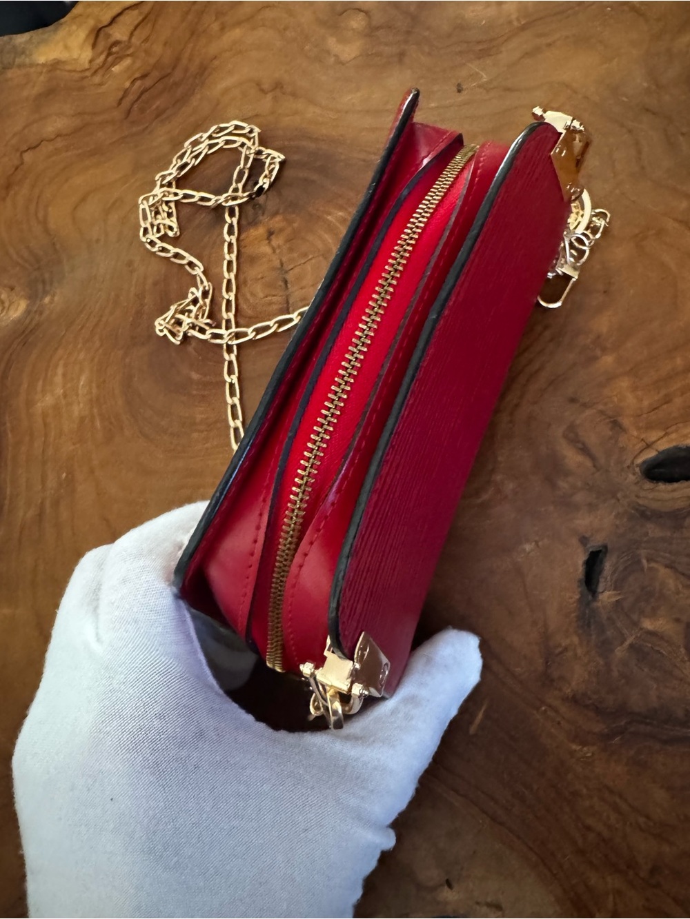 Just in 🔥 Louis Vuitton Epi Dauphine Leather Cosmetics Pouch Purse Red converted - Picture 8 of 15